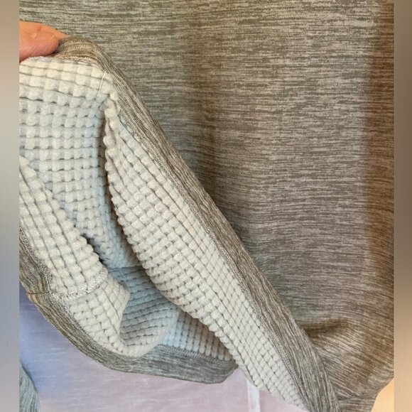 NWT Skora Qwick-Dry Run Real Long  Sleeve Shirt Adult Med Grey - Picture 7 of 14